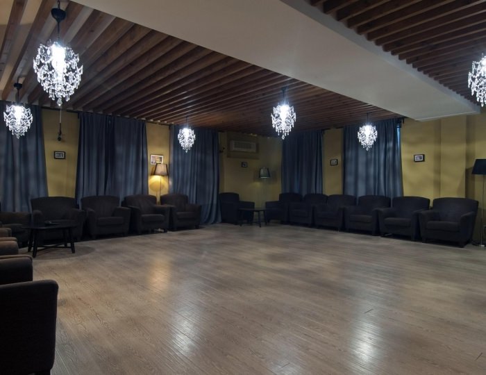 Караоке-бар - Актив-отель «Искра»